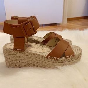 Sole Society Audrina Wedges Cognac 8.5